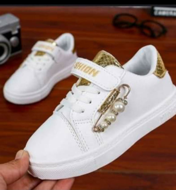 2021 Sommer plus Größe europäischer und amerikanischer Strand mit quadratischer Zehenpartie und Hausschuhen Frauen  Außenhandel plus Größe Frauensandalen Großhandel 25086988  Jetzt  25,78 €   (Inklusive Mehrwertsteuer)